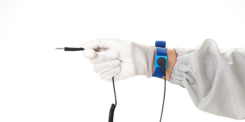 Proper handling of ESD components
