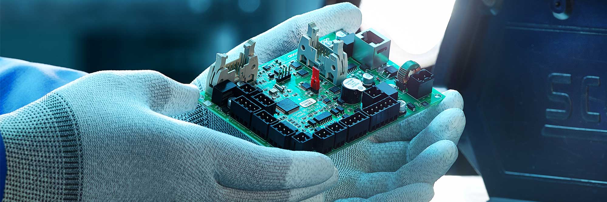 pcba quality pcb assembled- n hand